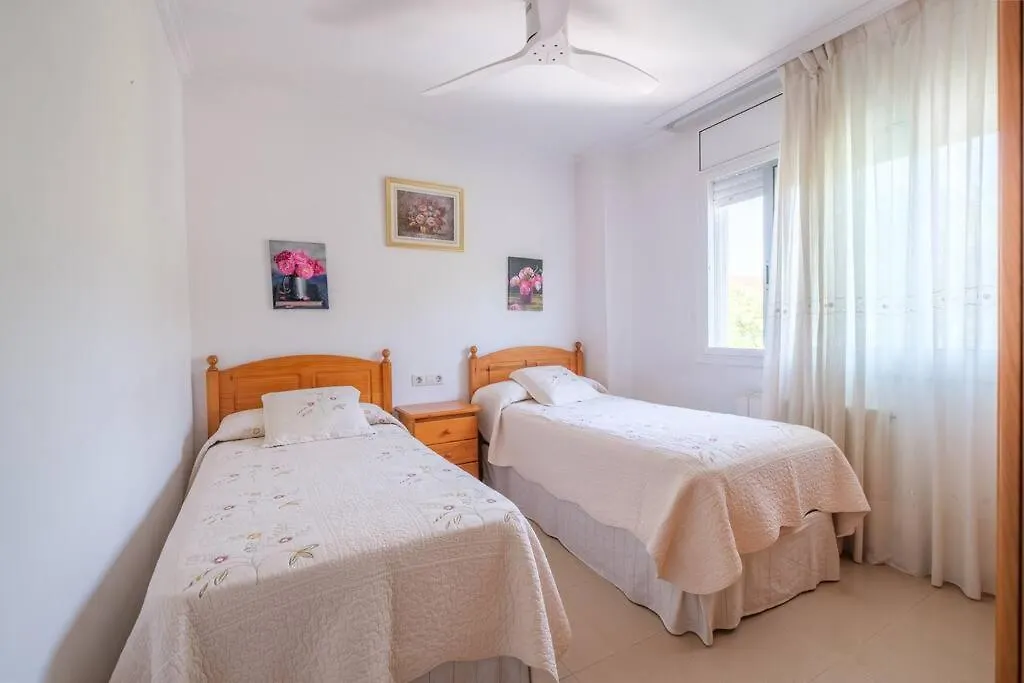 Apartamento En Complejo Residencial, Con Piscina. Salou