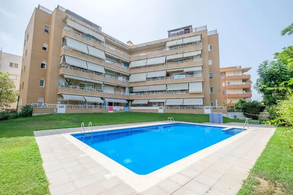 Apartamento En Complejo Residencial, Con Piscina. Salou