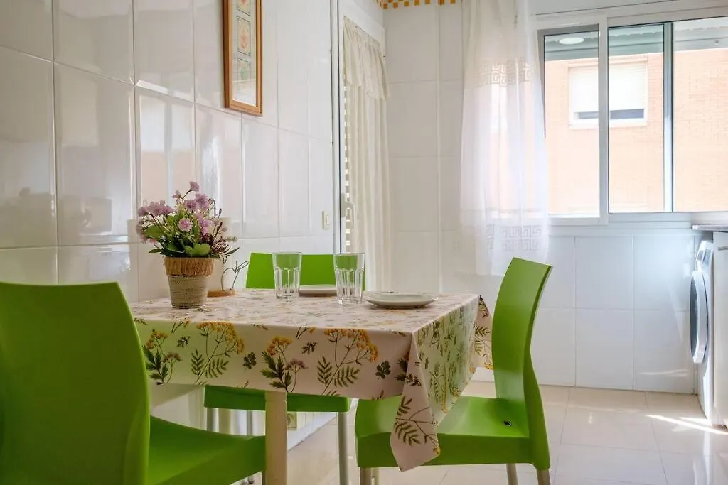 Apartamento En Complejo Residencial, Con Piscina. Salou Apartment