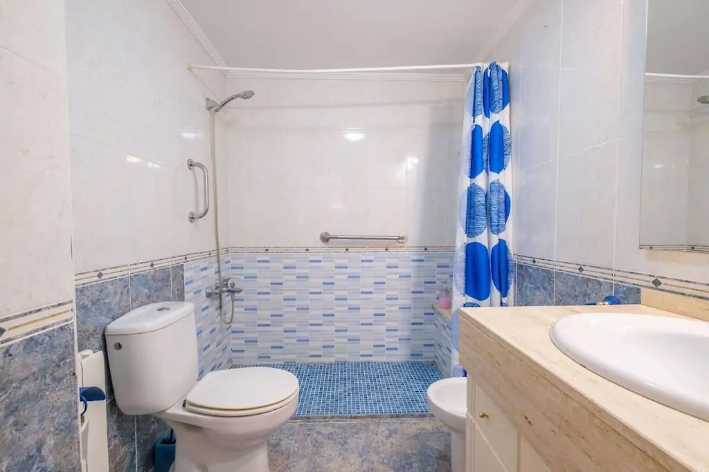 Apartamento En Complejo Residencial, Con Piscina. Salou
